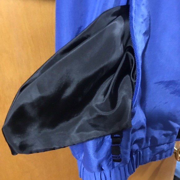 Men’s jacket.  From smoke free and pet free home.  XXL. Sturdy zippers - Picture 7 of 10